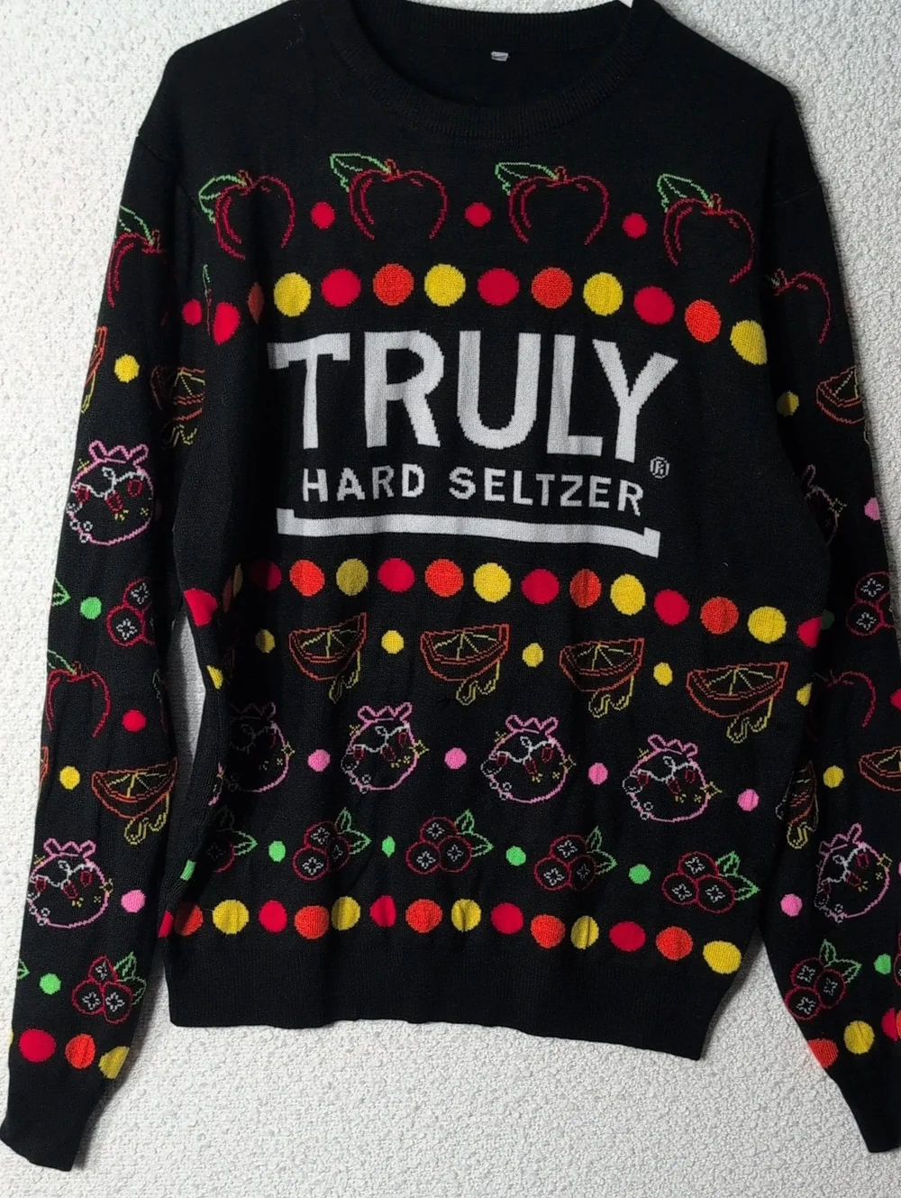 TRULY Hard Seltzer Black Logo Crewneck Sweater XL